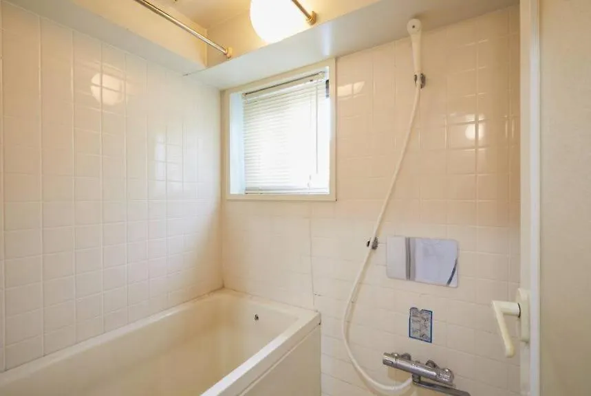5th Floor Aoda Apartment: Convenient Location Near Asakusa, Ginza, and Shinjuku Tokyo Apartment