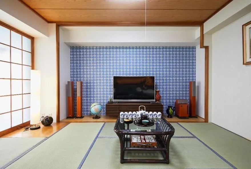 5th Floor Aoda Apartment: Convenient Location Near Asakusa, Ginza, and Shinjuku Tokyo
