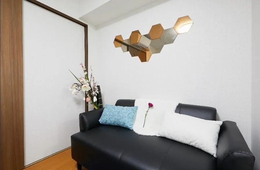5th Floor Aoda Apartment: Convenient Location Near Asakusa, Ginza, and Shinjuku Tokyo Apartment