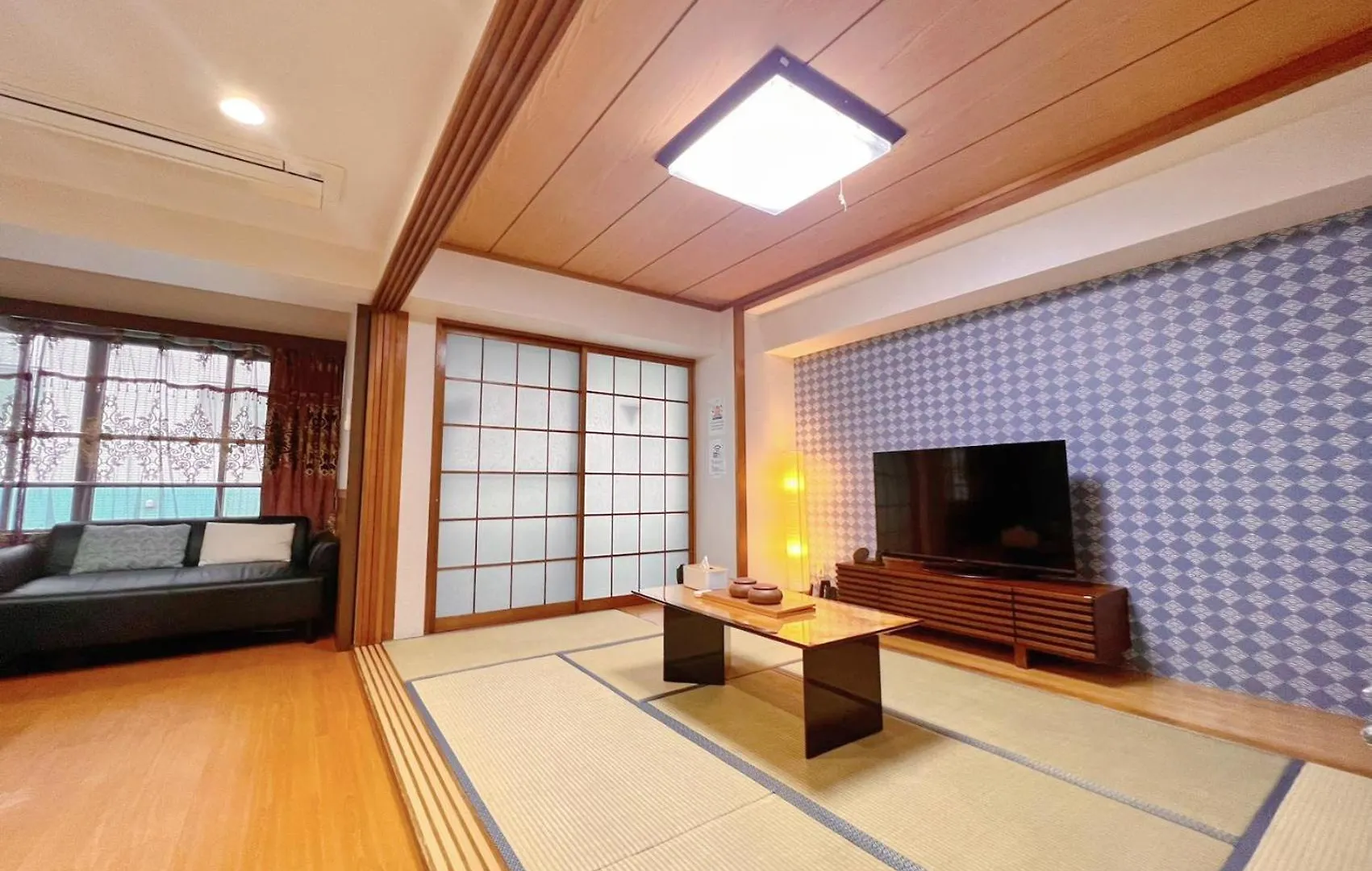 5th Floor Aoda Apartment: Convenient Location Near Asakusa, Ginza, and Shinjuku Tokyo