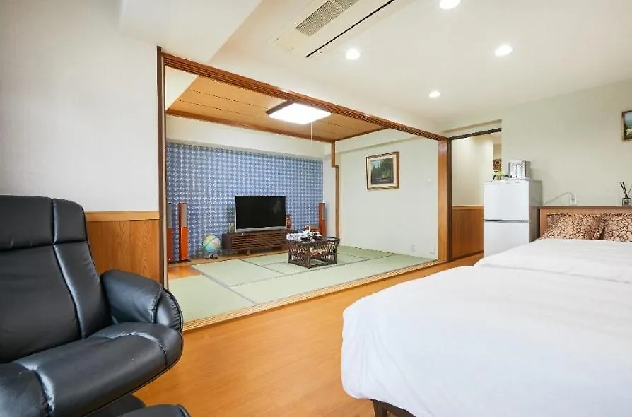 5th Floor Aoda Apartment: Convenient Location Near Asakusa, Ginza, and Shinjuku Tokyo