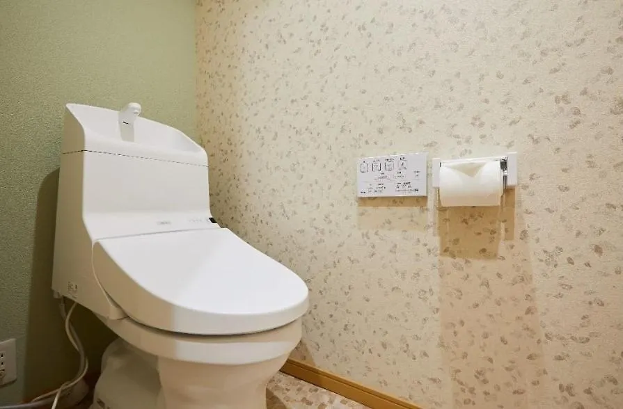 5th Floor Aoda Apartment: Convenient Location Near Asakusa, Ginza, and Shinjuku Tokyo Apartment